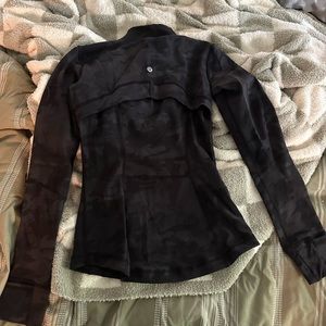 Lightly worn lululemon Define Jacket in black camo print